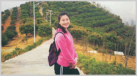 在广西西北山区的百坭村